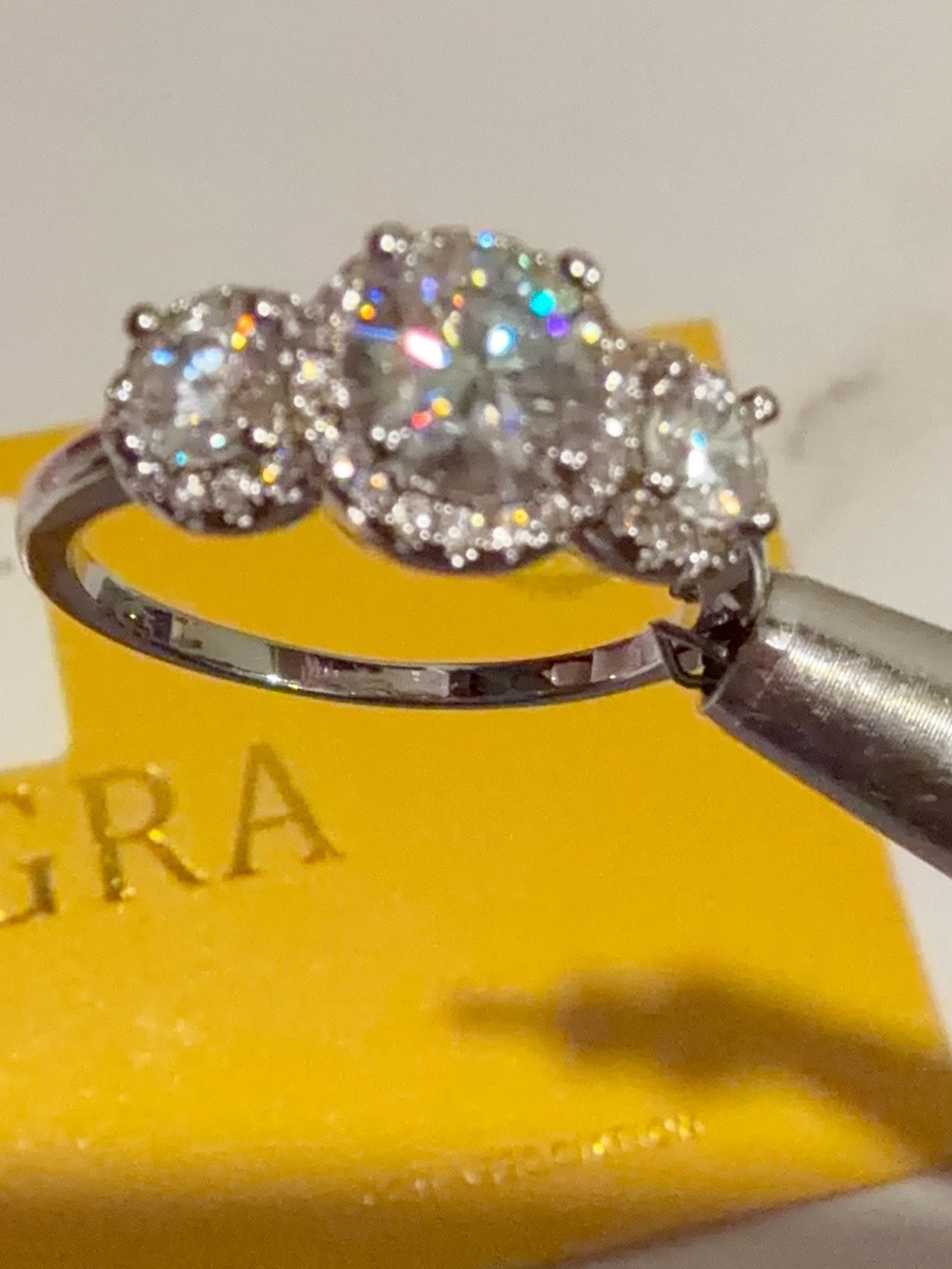 NWT Classic Three-Stone GRA MOISSANITE s925 Sterling Silver Size 9 - Picture 4 of 9